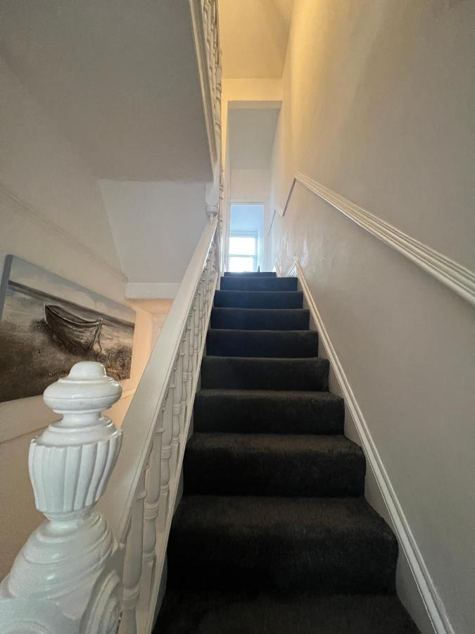 Villa Victorian/Modern House à Newport  Extérieur photo